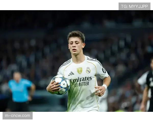 欧冠晋级后,皇马全队返回马德里,备战周末联赛